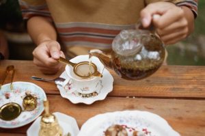 tips menuang teh